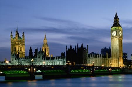Houses-of-parliament01
